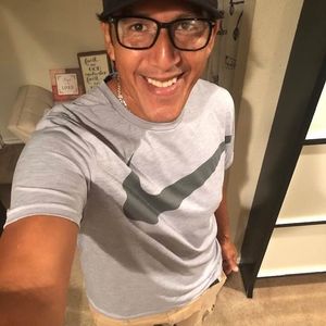 Meet your Posher, Gustavo